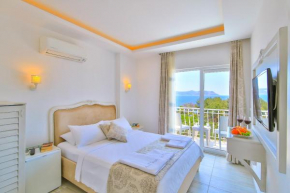  Linda Beach Class Hotel  Каш